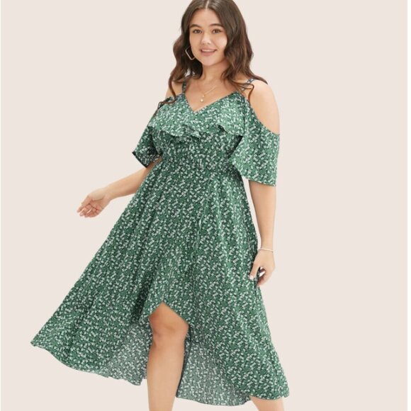 BloomChic Plus Size 2XL Ditsy Floral Pocket Wrap Cold Shoulder Ruffle Dress - Picture 3 of 4